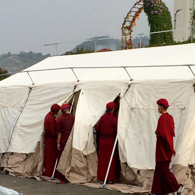 Läkare Utan Gränser/ICRC/IFRC Standard 45m² Multi-Purpose tältbastält används för skolgång, kontor, klinik