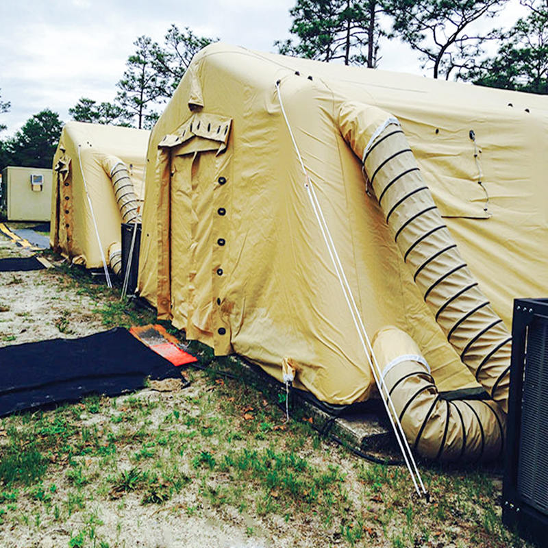 Lågtrycks 5,6 x 7,55 m mångsidigt uppblåsbart uppblåsbart tält för medelsnabb utbyggnad